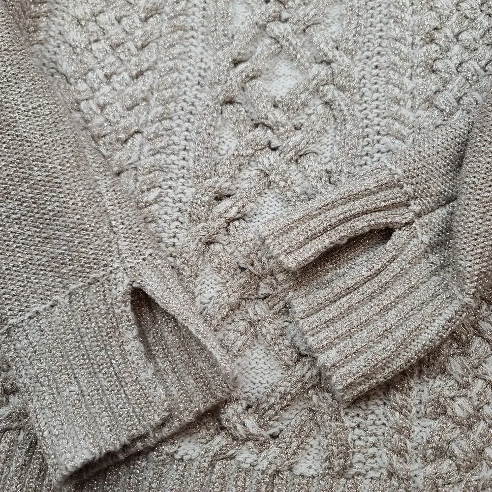 BCBGMaxAzria Cold Shoulder Sweater size XS - Picture 4 of 6
